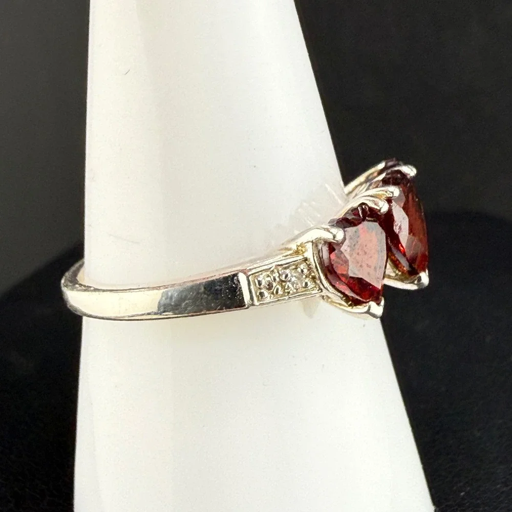 Vintage Sterling Silver Ring Red Heart Triple Stone Size 9